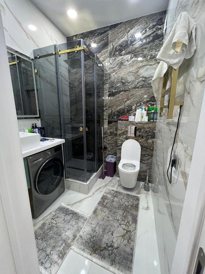 Business Apartment Almaty Luaran gambar